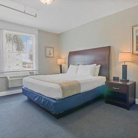 Crystal Bay Historic Hotel St. Petersburg Ngoại thất bức ảnh