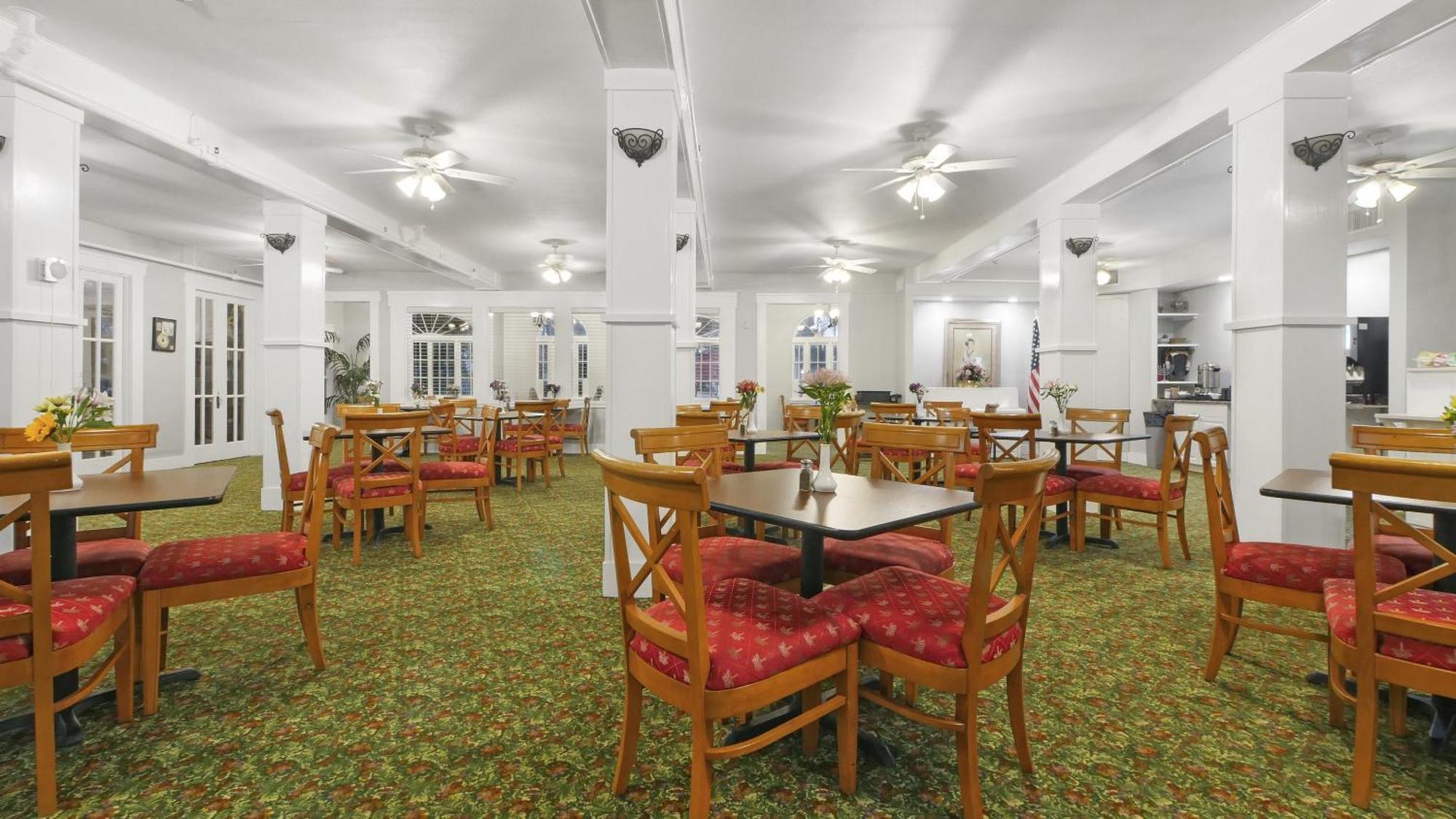 Crystal Bay Historic Hotel St. Petersburg Ngoại thất bức ảnh